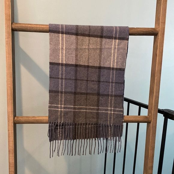 Jos. A Bank Gray 100% Cashmere Plaid Scarf - Picture 1 of 6
